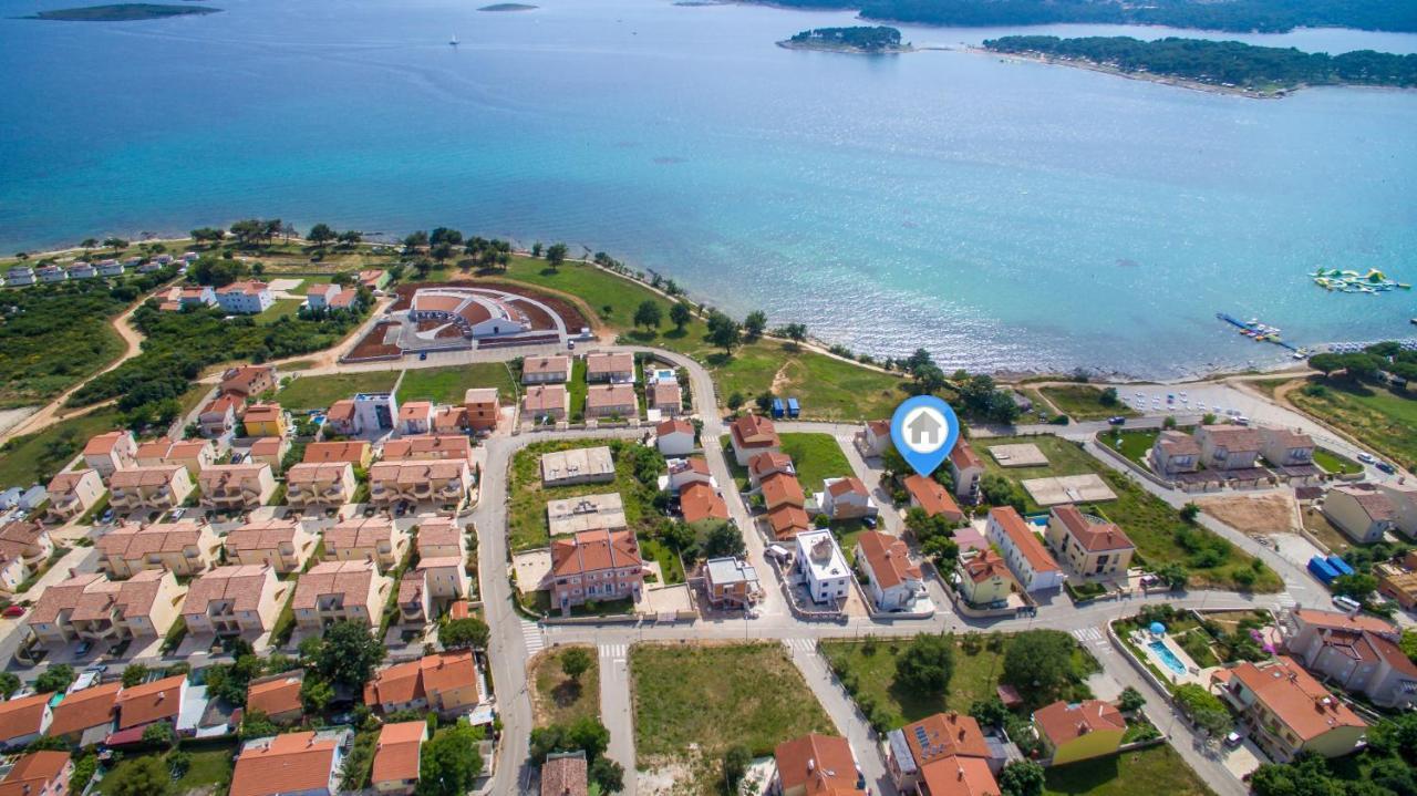Vrdoljak Medulin Bagian luar foto